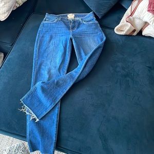 L’Angence blue straight leg jeans slim through hips. No longer fit me.